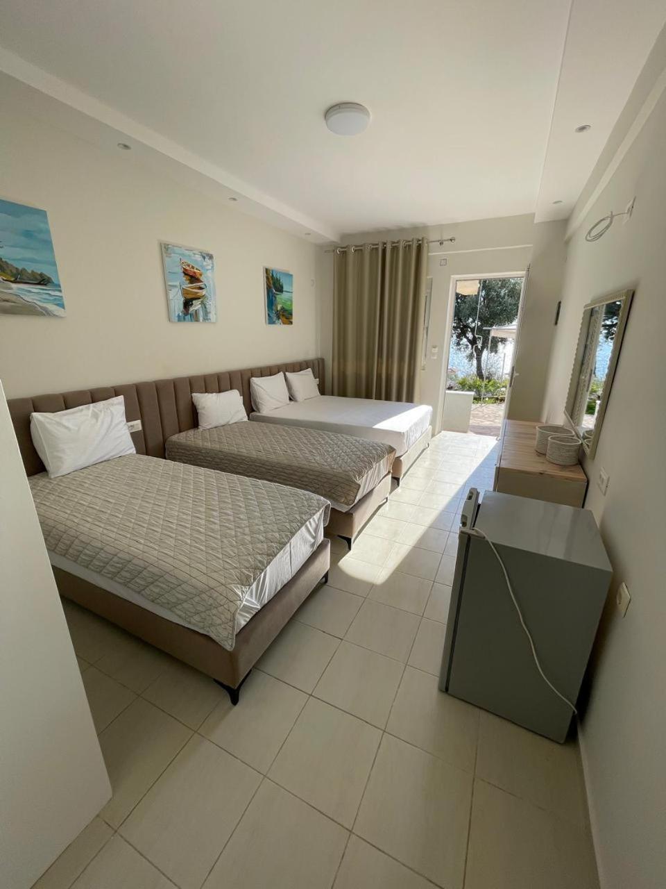 La Maroja View Hotel Dhermi Bagian luar foto