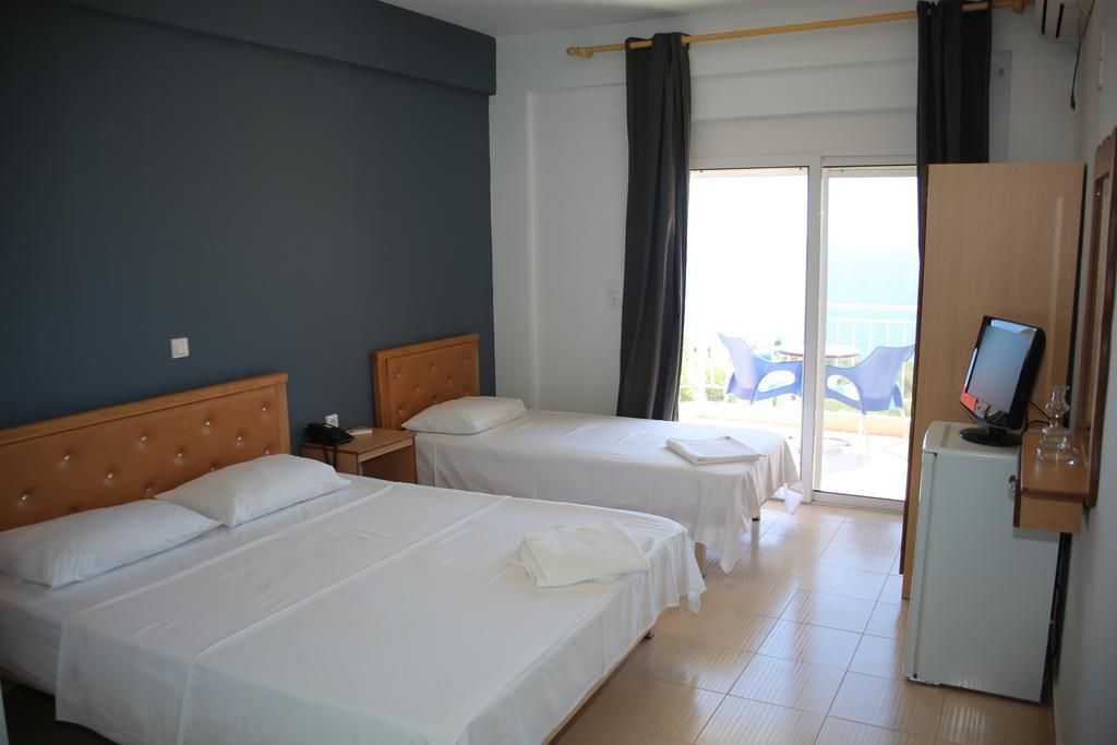 La Maroja View Hotel Dhermi Bagian luar foto